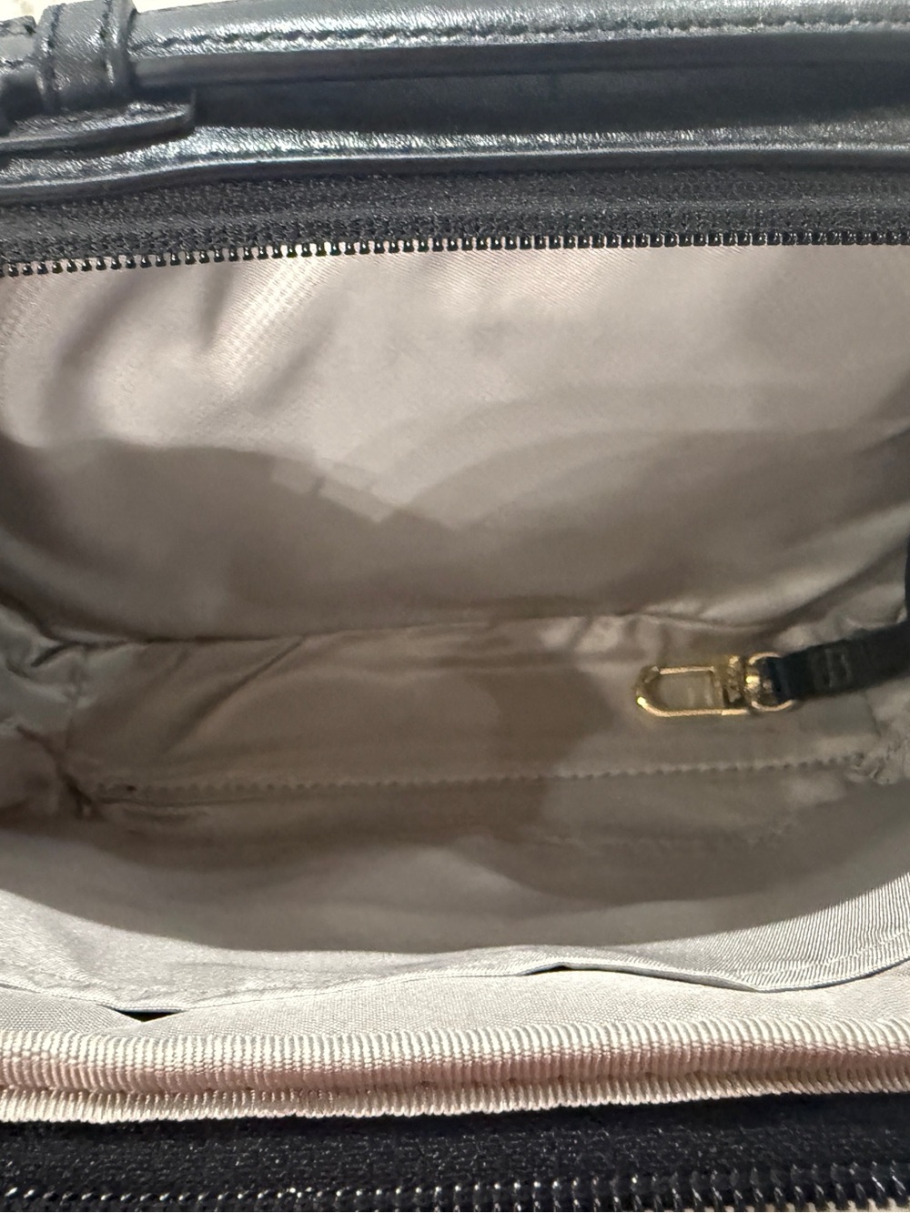 TUMI Voyageur Marcie Black Leather Crossbody Bag Gold Hardware - Picture 6 of 7